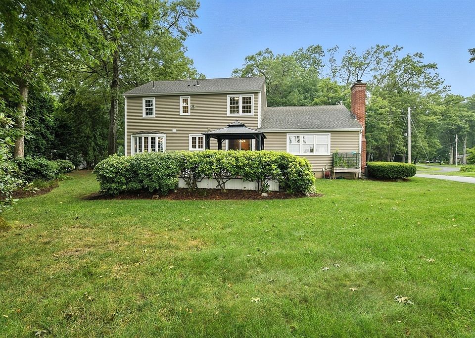 2nd image of 291 Deepwoods Dr