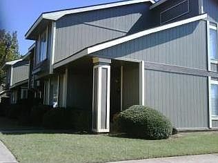 1st image of 205 Featherstone Dr #205