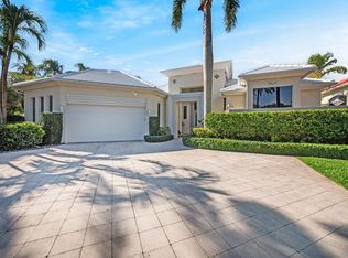101 Saint Martin Dr, Palm Beach Gardens, FL 33418