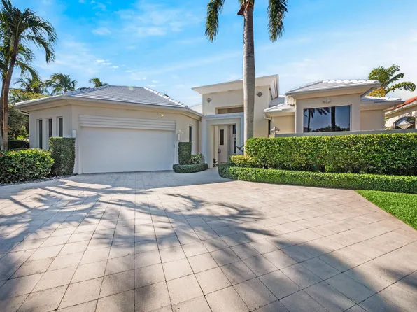 101 St Martin Drive, Palm Beach Gardens, FL 33418