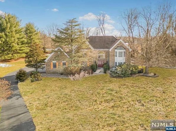 2 Chatham Ct S, Princeton, NJ 08540