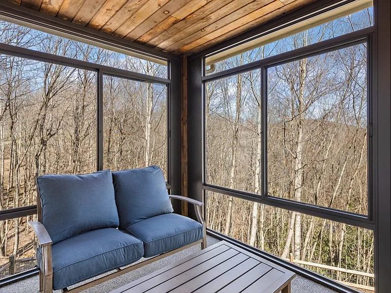 208 Grande Oaks Dr — Photo 11