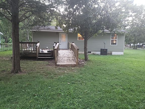 5th image of 348 McDonald Dr