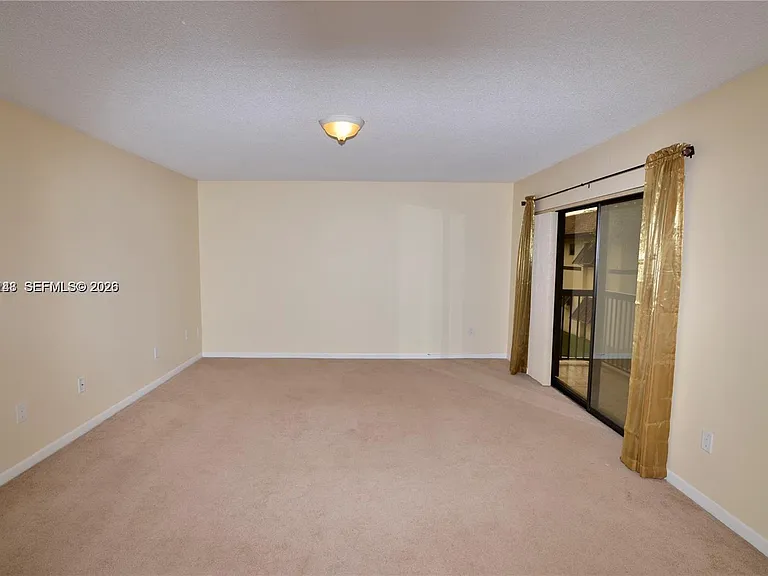 7985 SW 86th St #432 — Photo 6