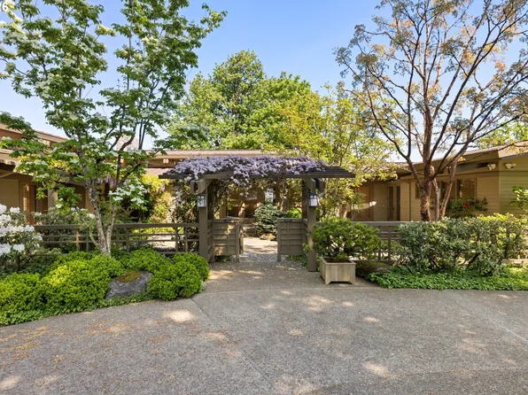 1117 SW Mitchell Ln, Portland, OR 97239