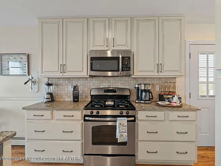 1404 Oceanfront #DOWN — Photo 34