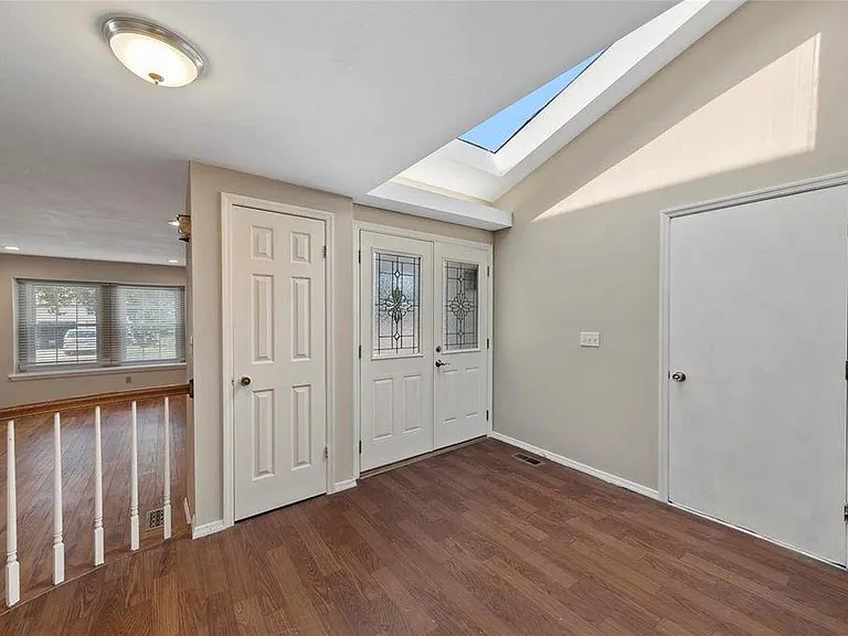 830 Nykiel Ct — Photo 7