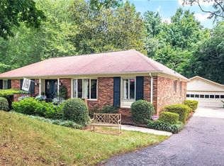 5917 Cherrycrest Ln, Charlotte, NC 28217