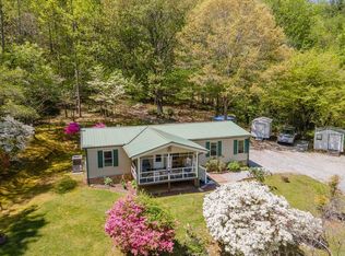 159 Castle Ln, Otto, NC 28763