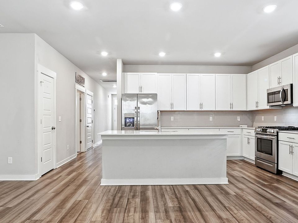 1st image of 1231 Inverness Pass