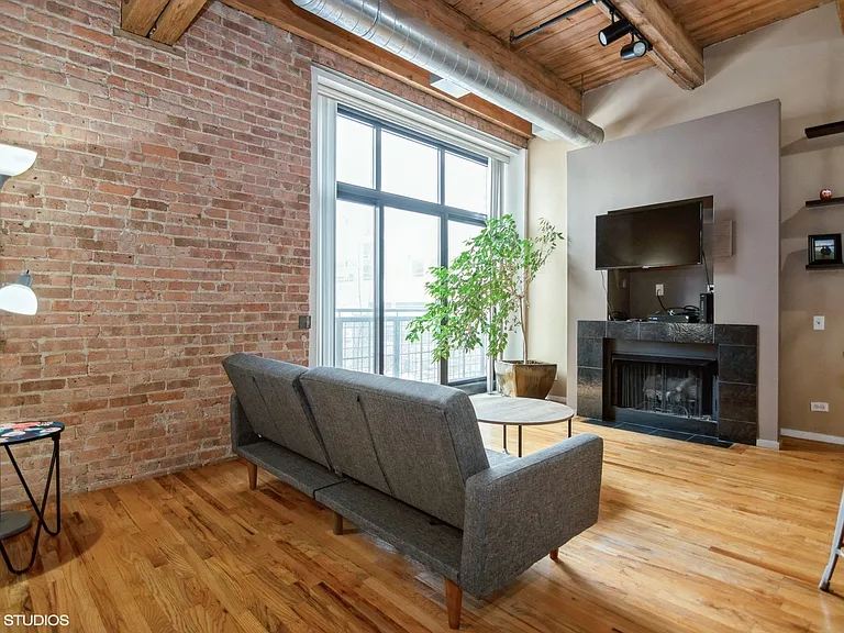 728 W Jackson Blvd #324 — Photo 34