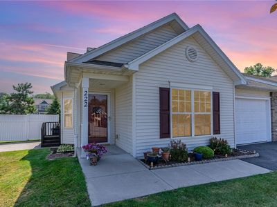 222 Rayfield Cir, Webster, NY, 14580