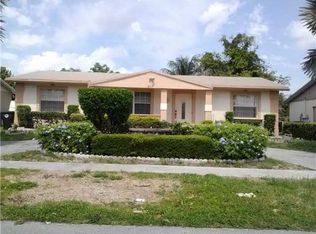 307 SW 76th Ter, North Lauderdale, FL 33068