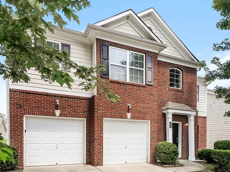 1647 Bradmere Ln — Photo 4