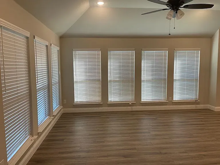 2306 Ranchwood Dr — Photo 14