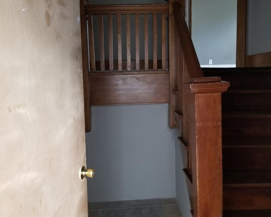 Entry way