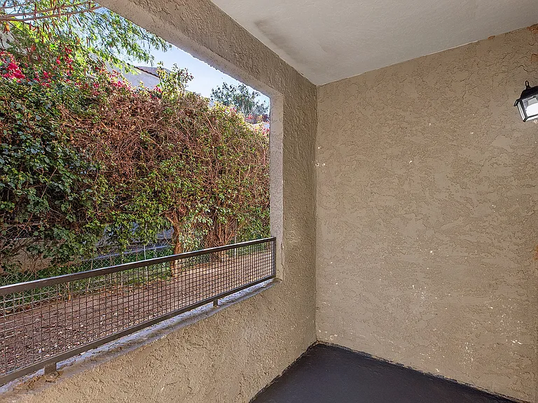 Bridge Lane Apartment Homes — Photo 20