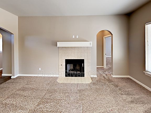 4th image of 9120 NW 85th St