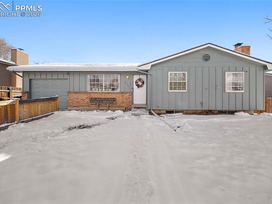 4605 S Sleepy Hollow Cir, Colorado Springs, CO 80917