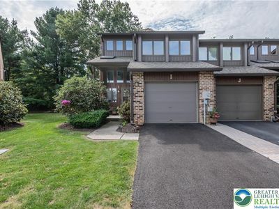 1744 Falcon Dr APT I, Bethlehem, PA, 18017