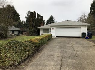 472 Oakdale Ave, Springfield, OR 97477