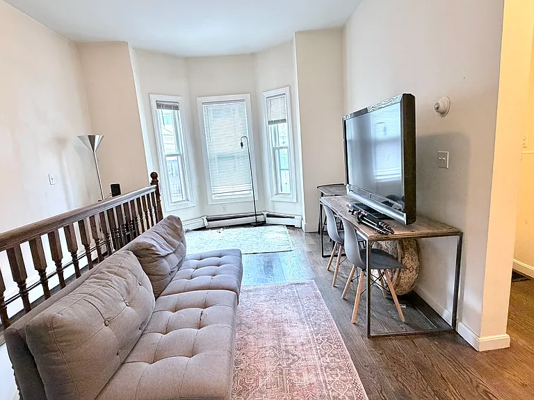 11 Seckel St #1 — Photo 8