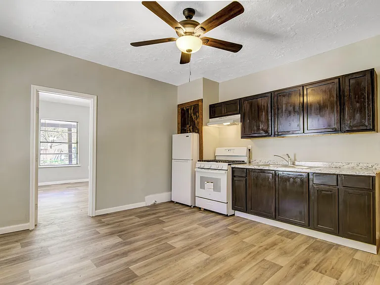 313 N Beauregard St #2 — Photo 7