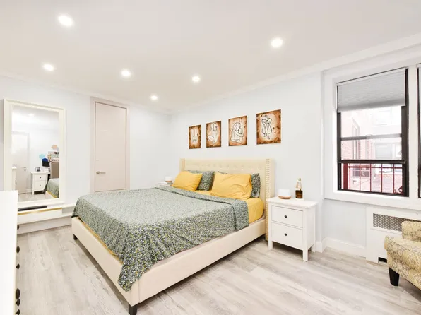 2680 East 19th Street image 13 of 20