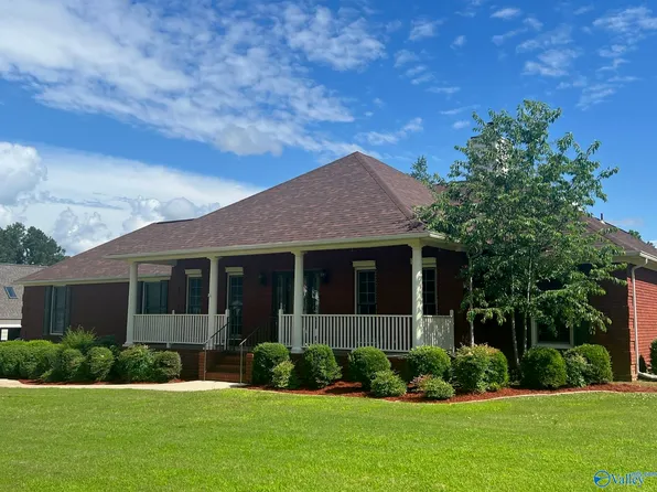 22240 Choctaw Ln, Athens, AL 35613