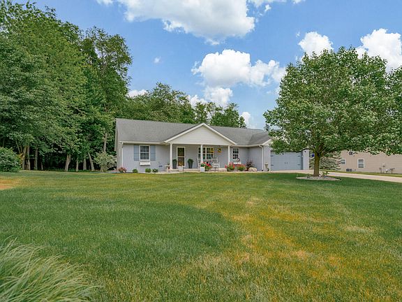 3rd image of 6371 Buckham Wood Dr