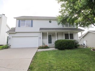 36 Holder Way, Bloomington, IL