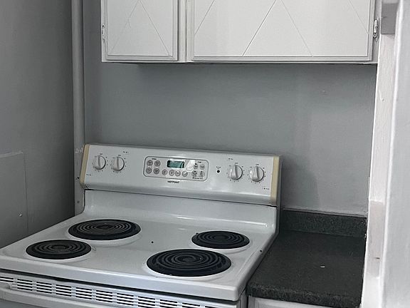 3rd image of 1811 Mulberry St APT C