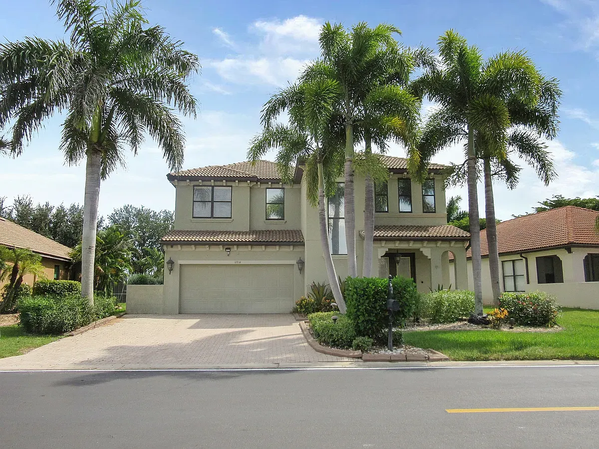 4 bed, 3079 sqft, $3,495 — Photo 1