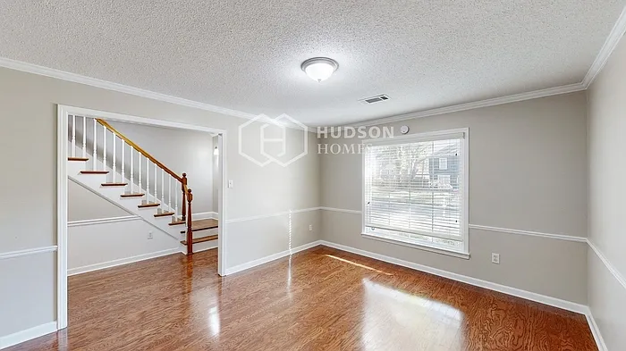 2089 Norcross Dr — Photo 4