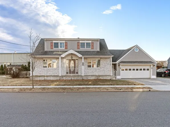 816 Morton St, East Rutherford, NJ 07073