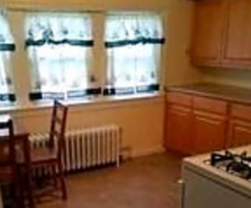 1st image of 2391 Parkview Pl Floor 2