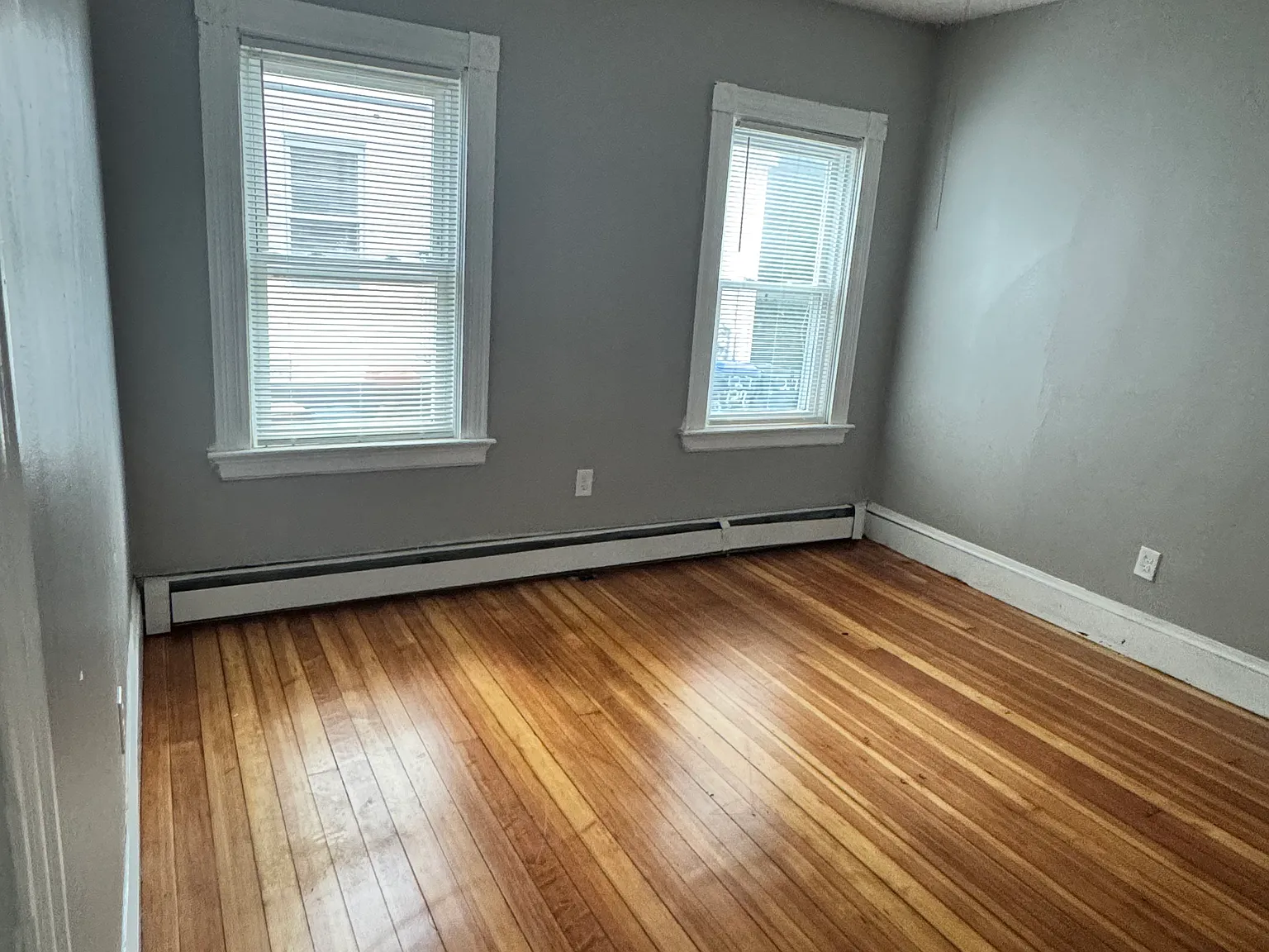 2 bed, 1100 sqft, $1,650 — Photo 4
