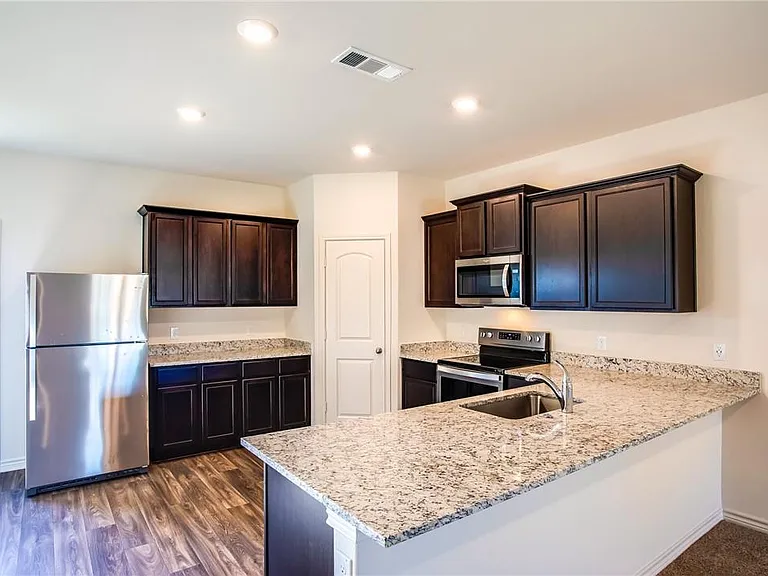 14201 Prairie Sod Ln — Photo 9