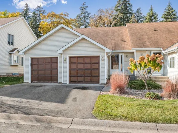 2713 Rice Creek Rd, New Brighton, MN 55112
