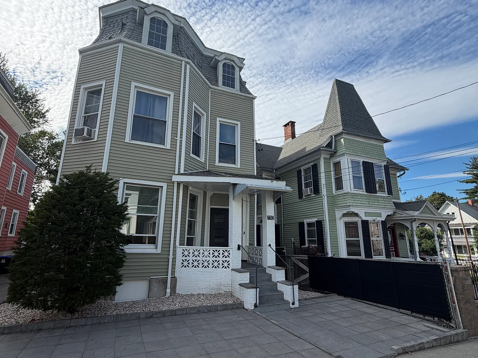 3 bed, 1200 sqft, $2,450 — Photo 1