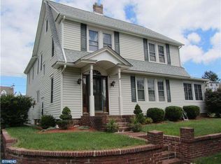 1126 Radcliffe St, Bristol, PA 19007