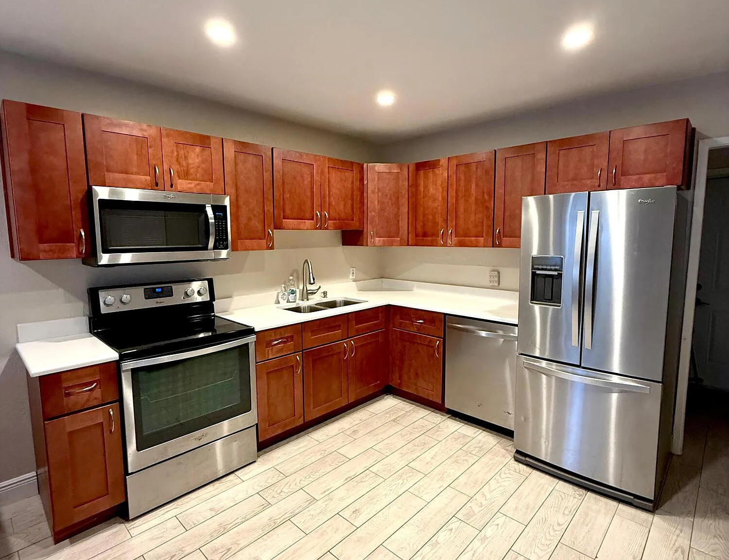 2 bed, 1.0 bath, 770 sqft, $2,490 — Photo 4