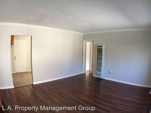 2nd image of 4012 Baywood St