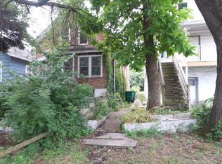 813 N Bluff St, Joliet, IL 60435