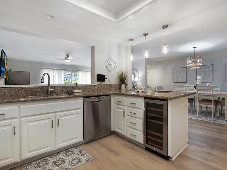 5 Montego Ct — Photo 12