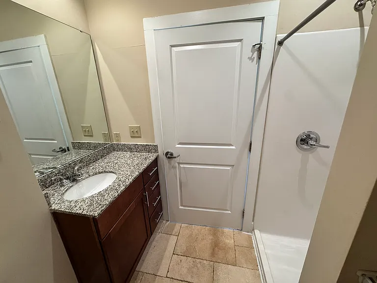 Friendly Apartments Co Living — Photo 73