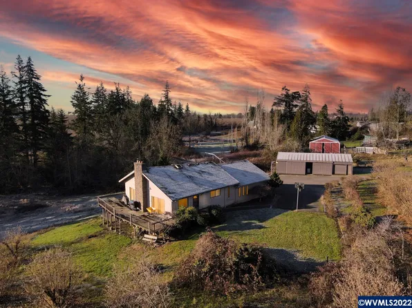 12104 Paradise Alley Rd NE, Silverton, OR 97381