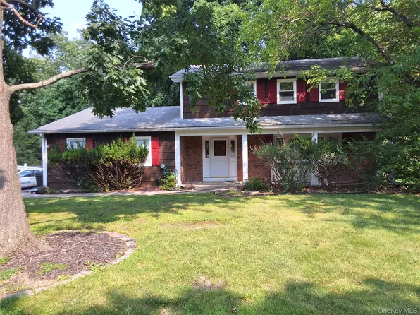 6 Strathmore Drive, New City, NY 10956