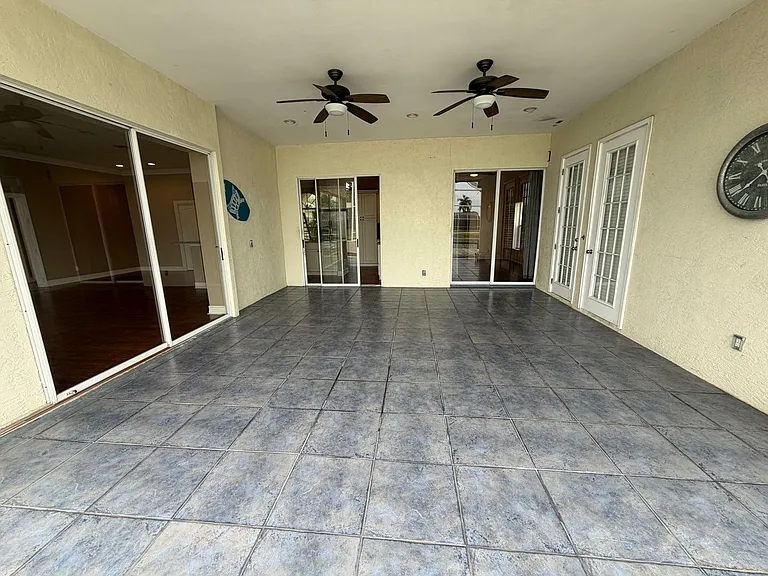 3425 Anton Ct — Photo 36
