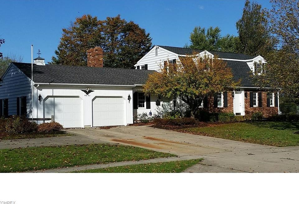 1st image of 43 S Poplar St